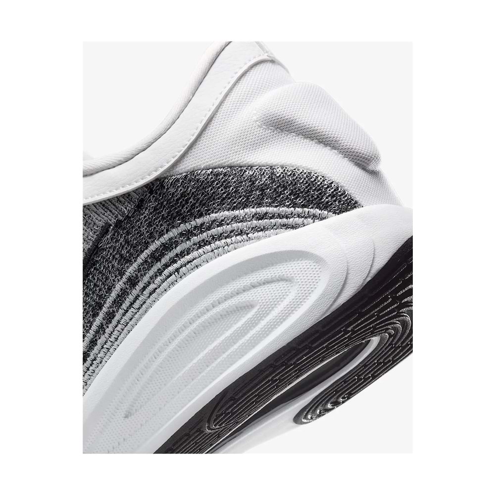 Nike FJ7791-102 G.T. Hustle Academy Basketbol Ayakkabısı