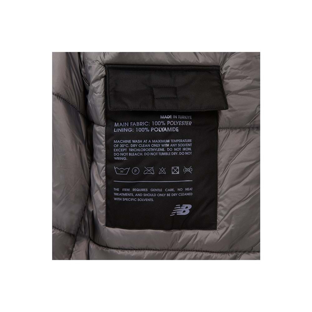 New Balance MNJ3549 Siyah Erkek Mont & Yelek