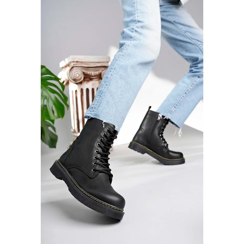 EK 17 Kadın Postal Bot