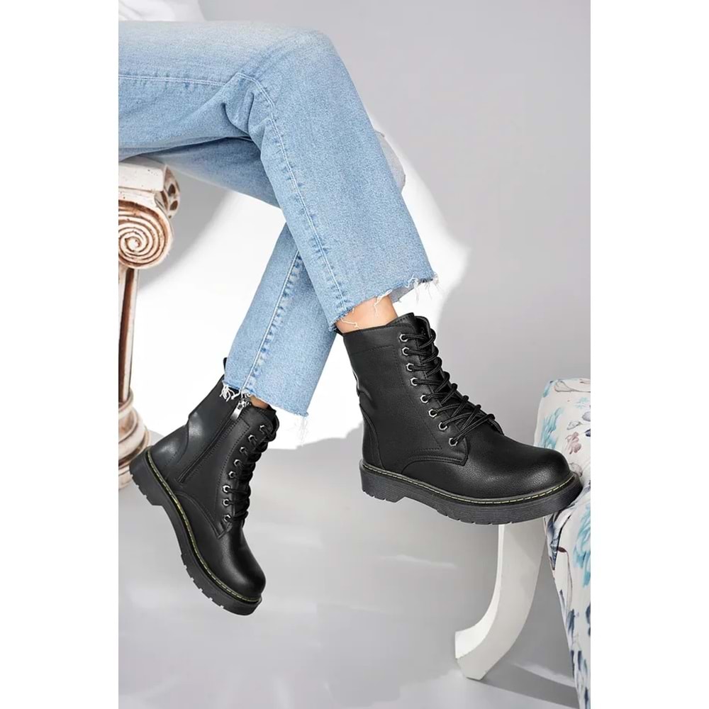 EK 17 Kadın Postal Bot