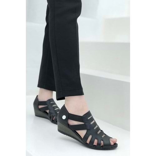Mammamia D25YS-2740 Kadın Sandalet