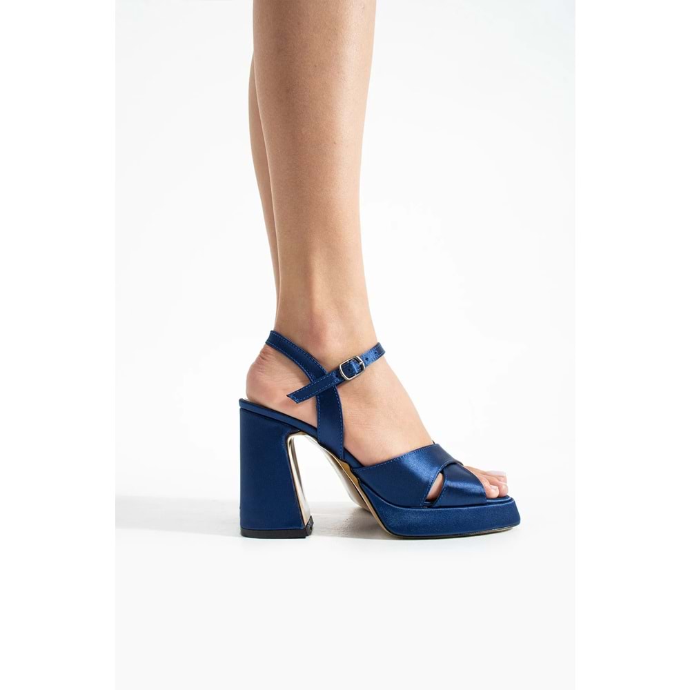 EK Merve 9525 Kadın Kalın Platform Topuklu Ayakkabı